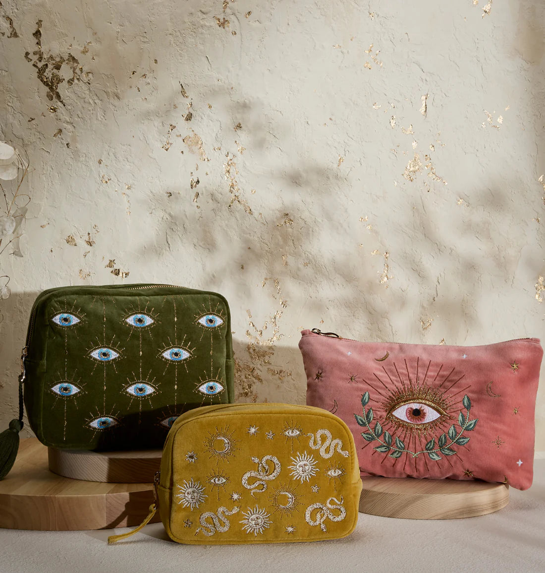 Elizabeth Scarlett Celestial Eye Coral Everyday Pouch