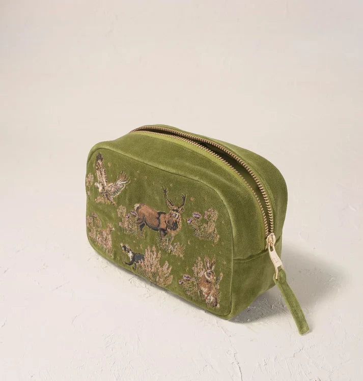Elizabeth Scarlett - Highland Romance Makeup Bag