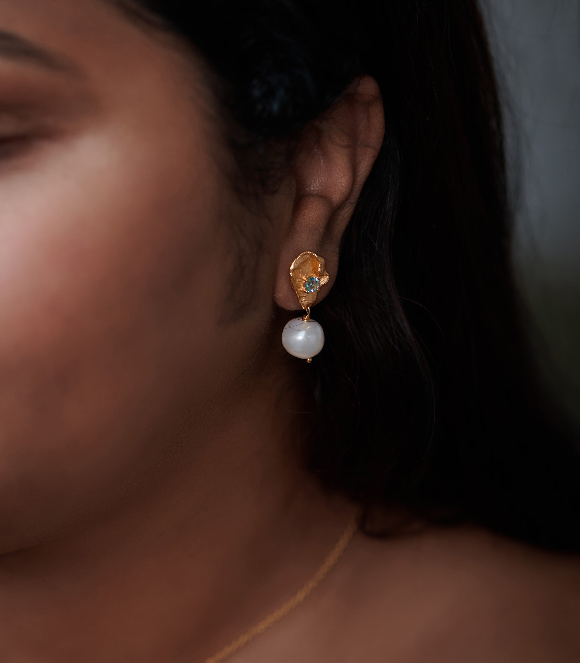 Toul Pearl Earrings
