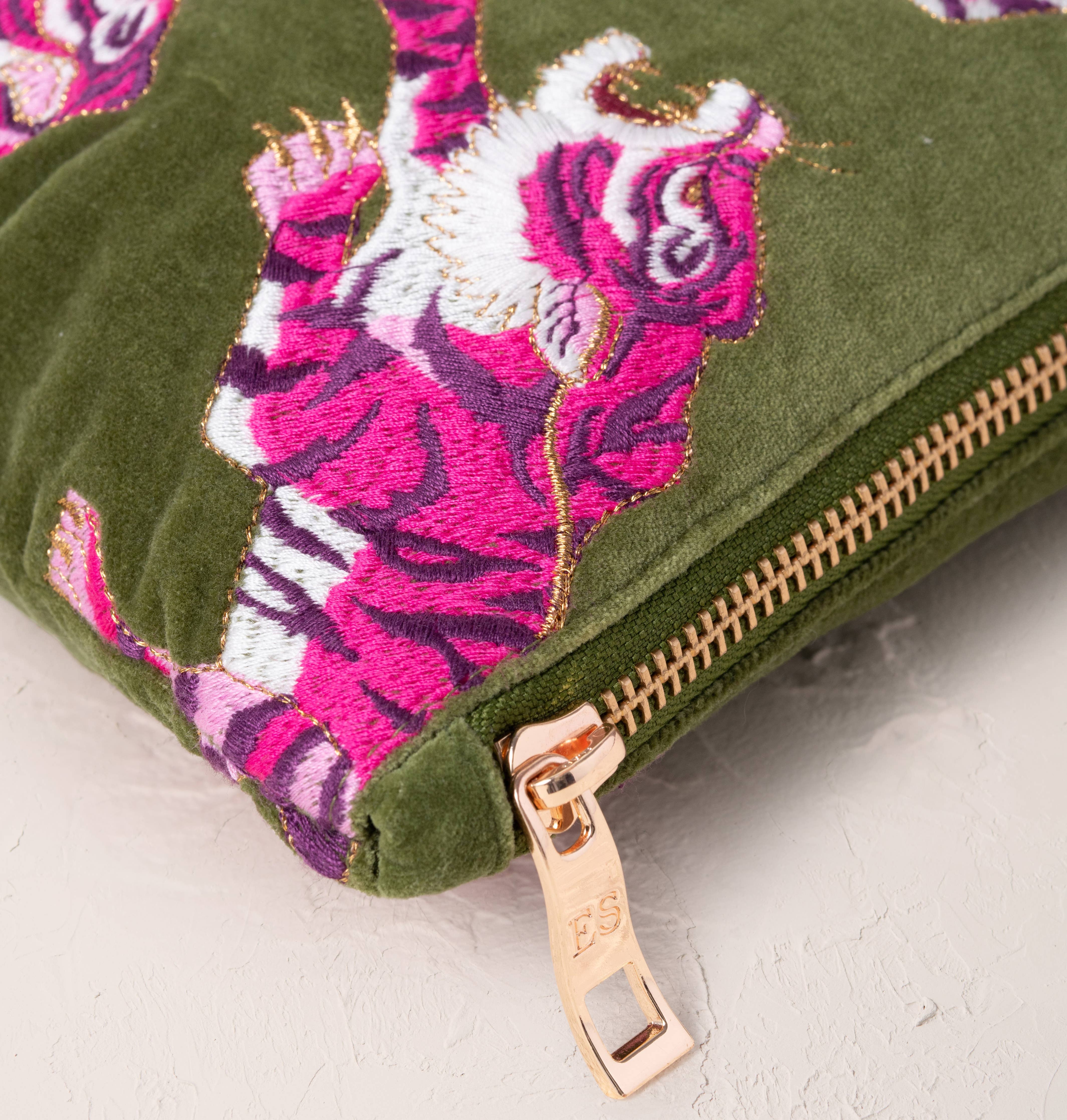 Elizabeth Scarlett Wild Tiger Everyday Pouch