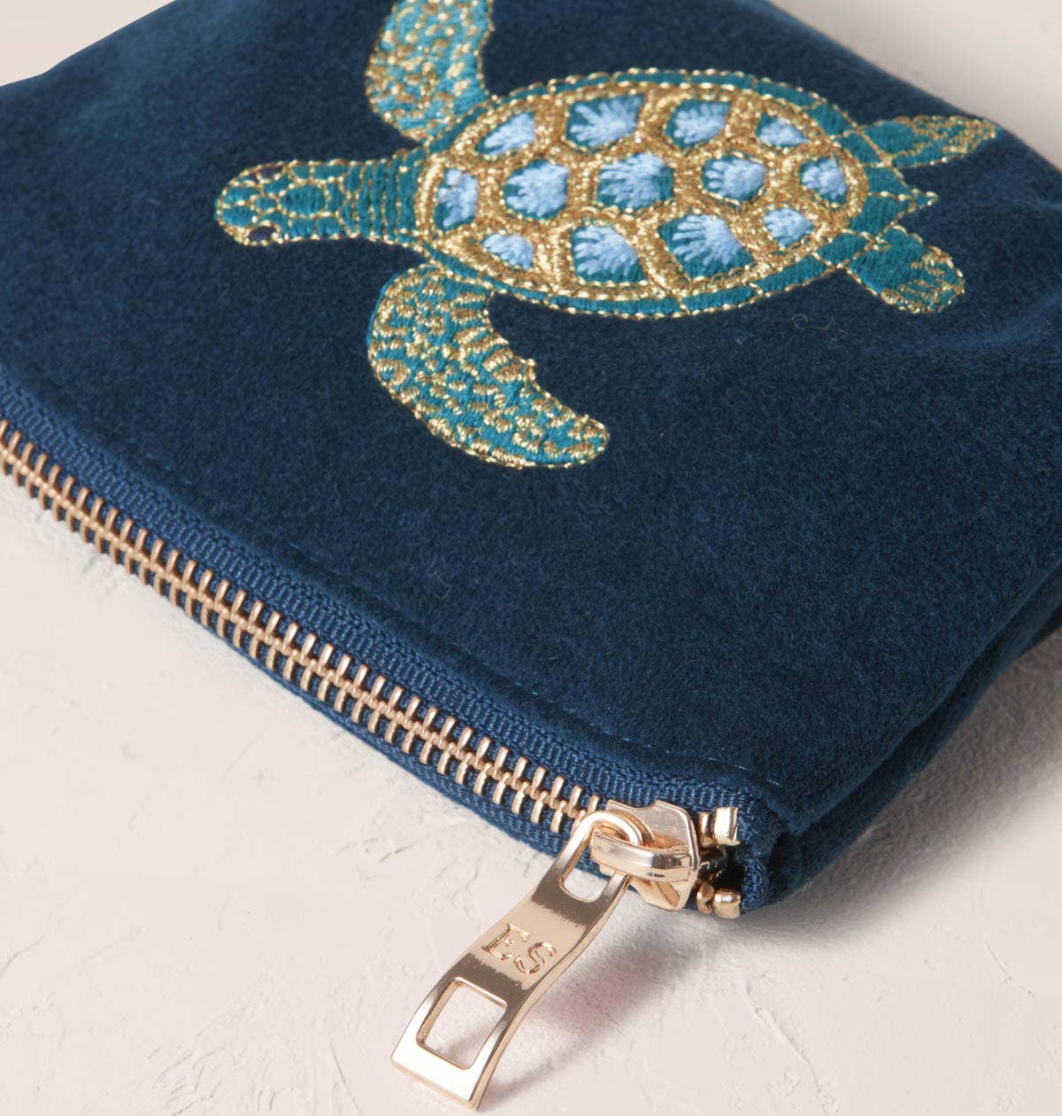Elizabeth Scarlett Turtle Conservation Navy Coin Purse