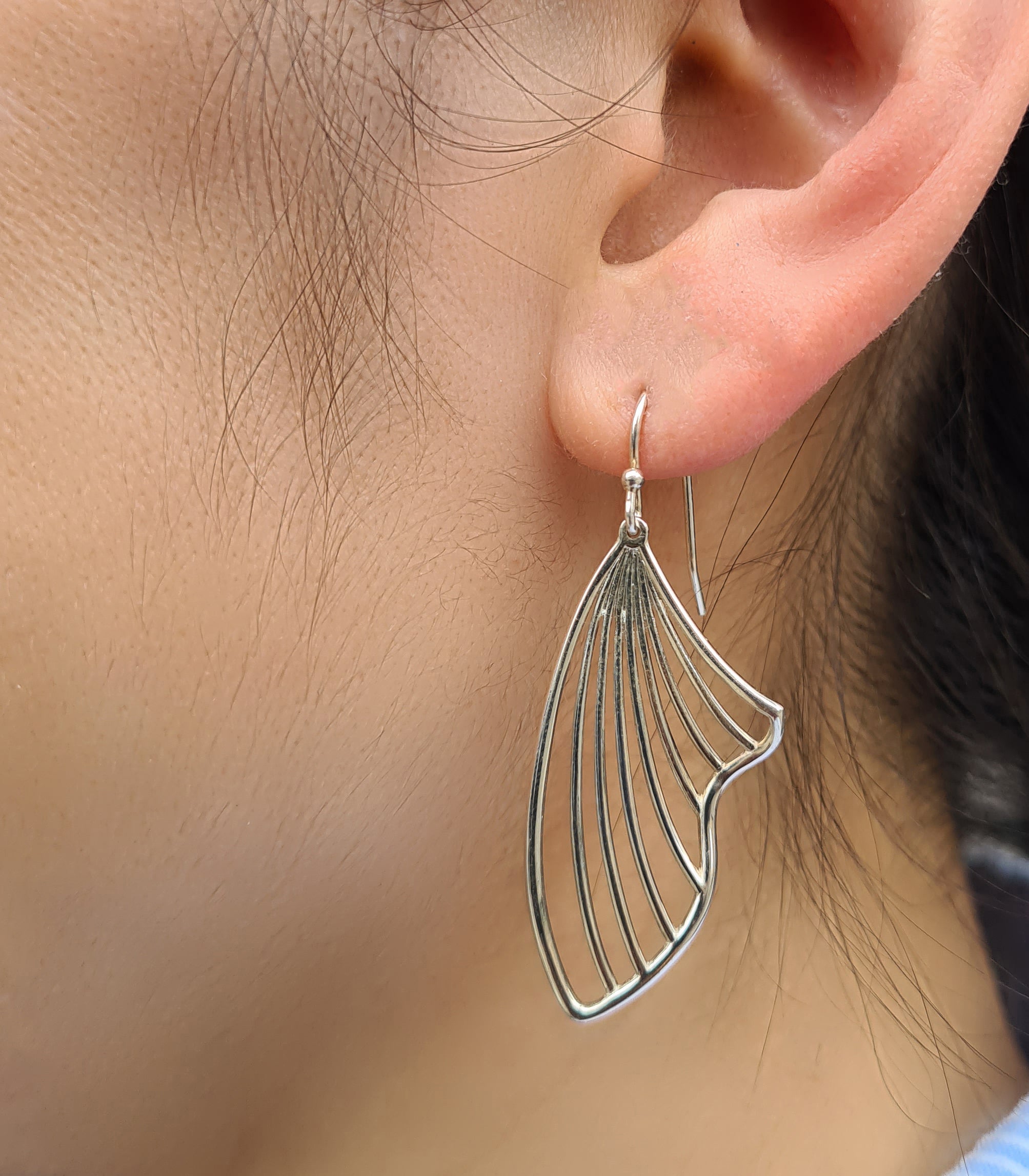 Tidal Fish Fin Drop Earrings