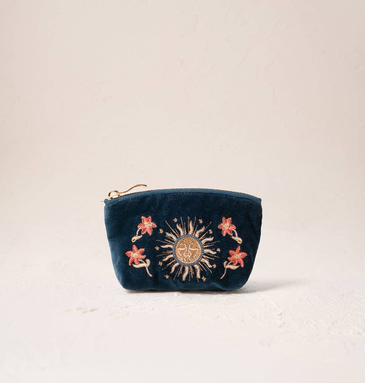 Elizabeth Scarlett Winter Goddess Coin Purse