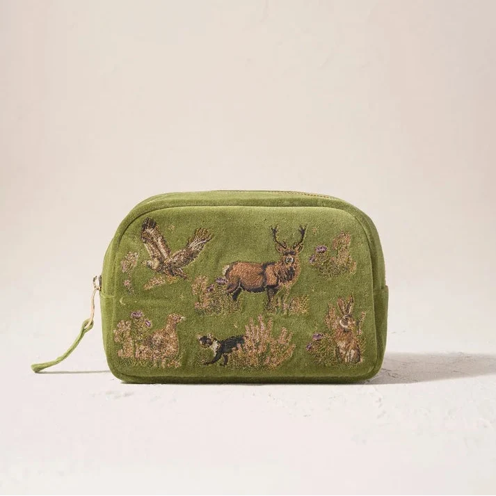 Elizabeth Scarlett - Highland Romance Makeup Bag