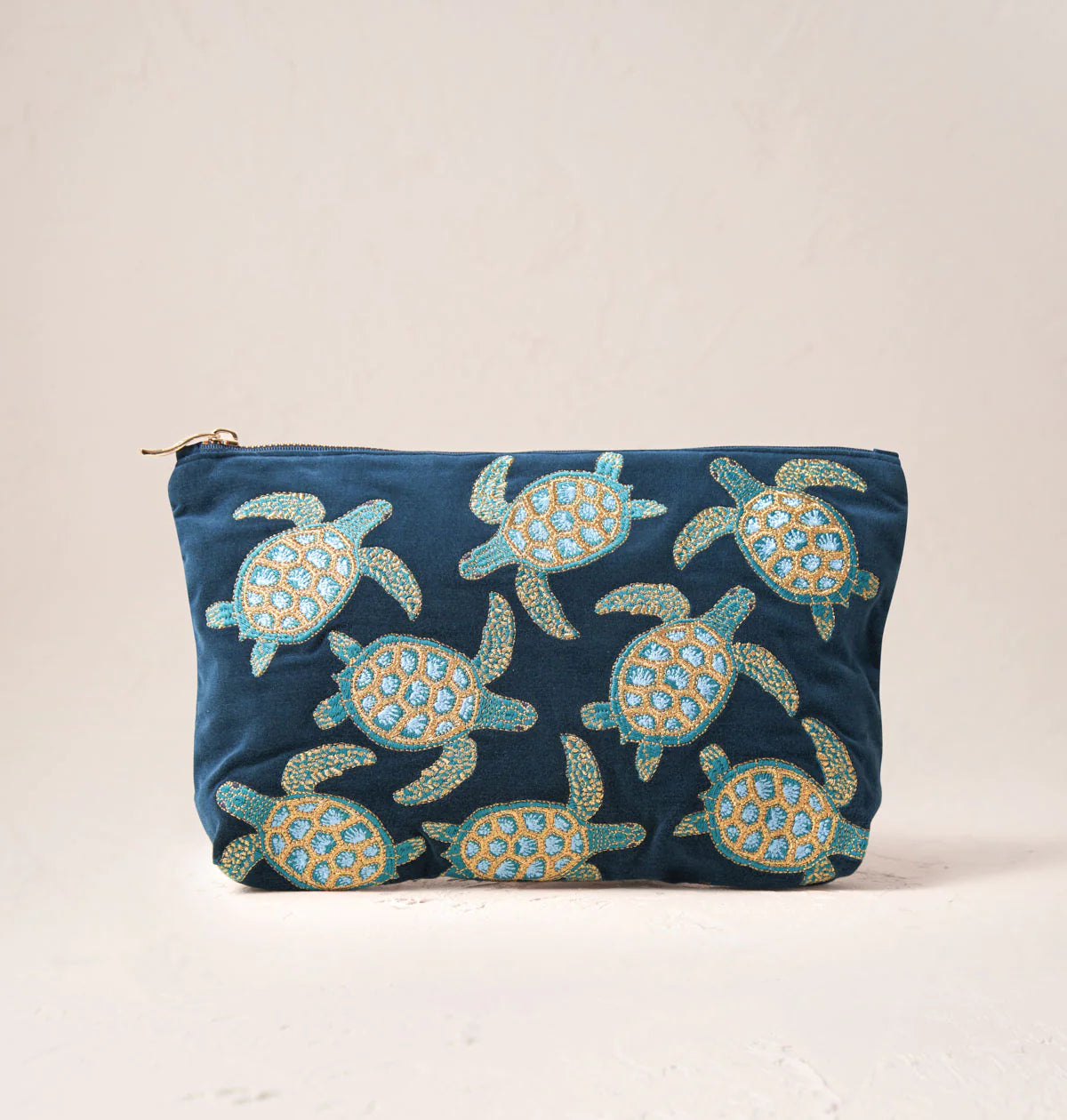 Elizabeth Scarlett Turtle Conservation Everyday Pouch